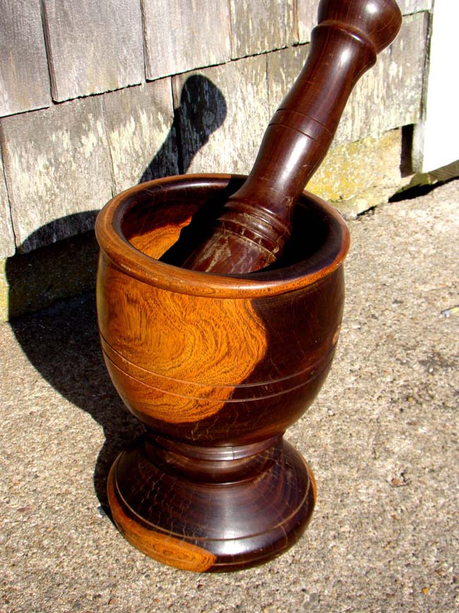 A beautiful early 19th century Mortar & Pestle made of highly figured lignum vitae
